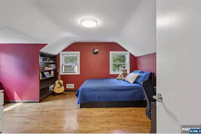 251 Brookmere Court, Ridgewood, NJ 07450 - Photo 17