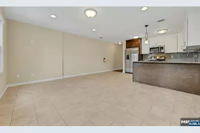 251 Berry Street 251 #251, Hackensack, NJ 07601 - Photo 11