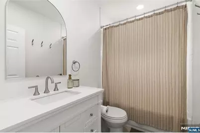 414 Saddle River Road, Saddle Brook Township, NJ 07663 - Photo 7