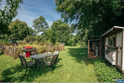 414 Saddle River Road, Saddle Brook Township, NJ 07663 - Photo 21