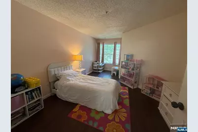 1186 Richmond Road, Mahwah, NJ 07430 - Photo 9
