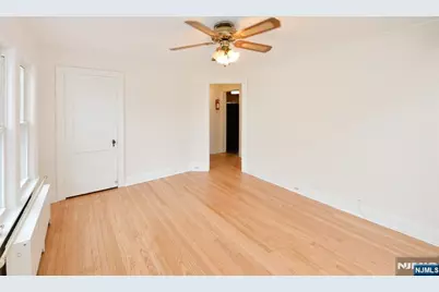 176 E Main Street, Bergenfield, NJ 07621 - Photo 7