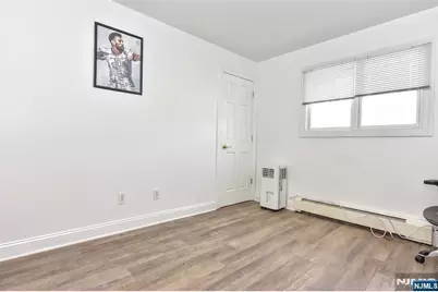 347 Forest Avenue, Paramus, NJ 07652 - Photo 19