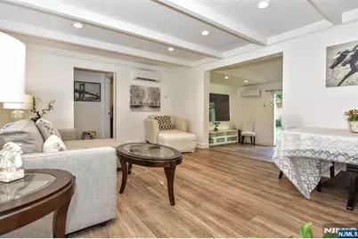 347 Forest Avenue, Paramus, NJ 07652 - Photo 5