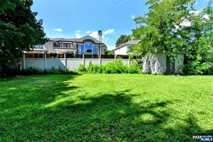 347 Forest Ave, Paramus, NJ 07652 - Photo 23