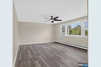 2 Riverside Avenue 2 #2, Lyndhurst Township, NJ 07071 - Photo 3