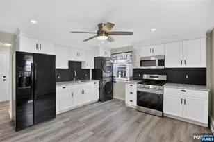 2 Riverside Ave 2, Lyndhurst Township, NJ 07071 - Photo 5