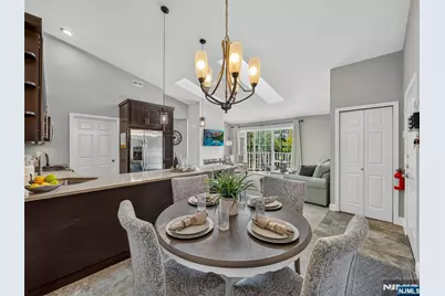 453 Poets Way, Mahwah, NJ 07430 - Photo 19