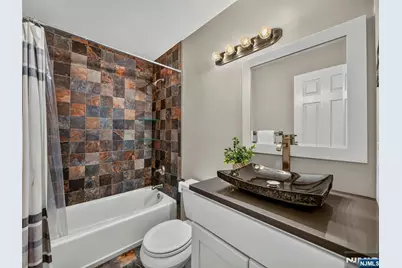 453 Poets Way, Mahwah, NJ 07430 - Photo 27