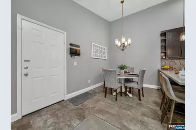 453 Poets Way, Mahwah, NJ 07430 - Photo 17