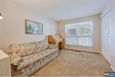1134 Sycamore Lane, Mahwah, NJ 07430 - Photo 9