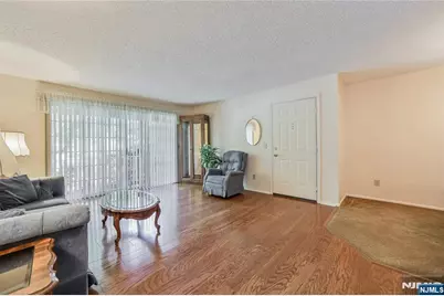 1134 Sycamore Lane, Mahwah, NJ 07430 - Photo 3