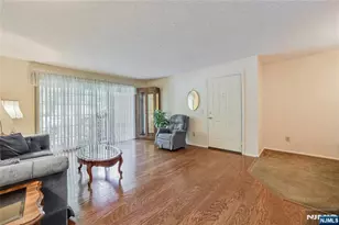 1134 Sycamore Ln, Mahwah, NJ 07430 - Photo 3