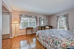 1134 Sycamore Ln, Mahwah, NJ 07430 - Photo 11