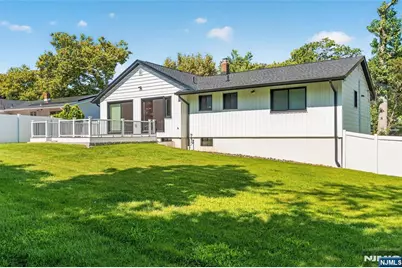 265 Westervelt Place, Englewood Cliffs, NJ 07632 - Photo 23