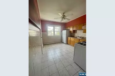 140 Hoyt Street, Kearny, NJ 07032 - Photo 7