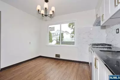 7-32 Richard Street, Fair Lawn, NJ 07410 - Photo 9