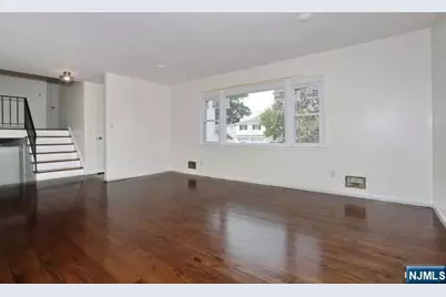 7-32 Richard Street, Fair Lawn, NJ 07410 - Photo 5