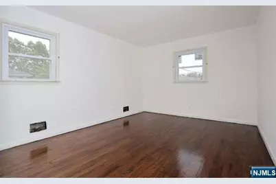 7-32 Richard Street, Fair Lawn, NJ 07410 - Photo 15