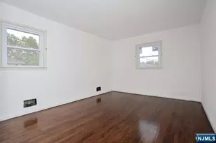 7-32 Richard St, Fair Lawn, NJ 07410 - Photo 15
