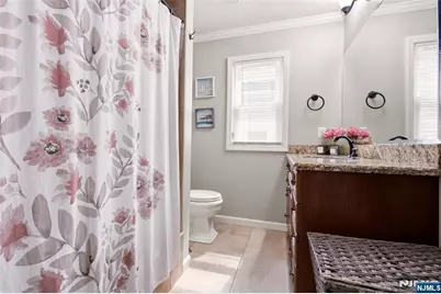 640 New York Avenue, Lyndhurst Township, NJ 07071 - Photo 11