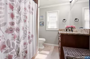 640 New York Ave, Lyndhurst Township, NJ 07071 - Photo 11