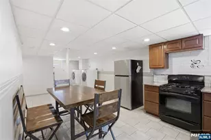 640 New York Ave, Lyndhurst Township, NJ 07071 - Photo 21