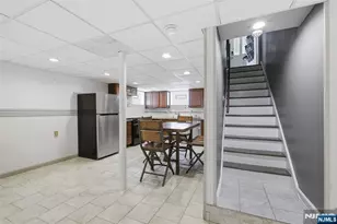 640 New York Ave, Lyndhurst Township, NJ 07071 - Photo 17