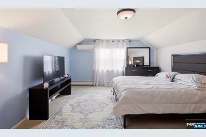 640 New York Avenue, Lyndhurst Township, NJ 07071 - Photo 15