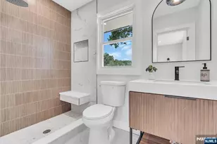 419 Martin St, Roselle, NJ 07203 - Photo 21