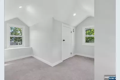 419 Martin Street, Roselle, NJ 07203 - Photo 27