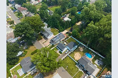92 Blauvelt Avenue, Bergenfield, NJ 07621 - Photo 43