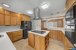 92 Blauvelt Ave, Bergenfield, NJ 07621 - Photo 17