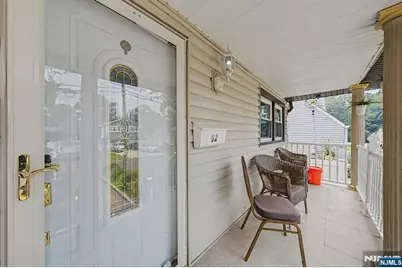 92 Blauvelt Avenue, Bergenfield, NJ 07621 - Photo 5