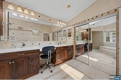 92 Blauvelt Avenue, Bergenfield, NJ 07621 - Photo 15