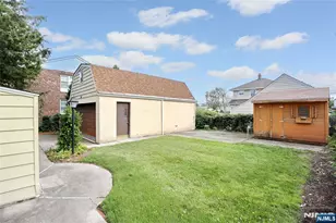 215 Walter Ave, Hasbrouck Heights, NJ 07604 - Photo 19
