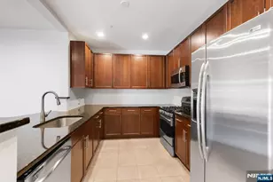 3308 Riverview Ave 308, Englewood, NJ 07631 - Photo 5