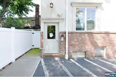 195 N Washington Avenue D #D, Bergenfield, NJ 07621 - Photo 23