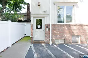 195 N Washington Ave D, Bergenfield, NJ 07621 - Photo 23