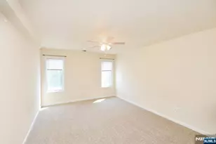 195 N Washington Ave D, Bergenfield, NJ 07621 - Photo 17