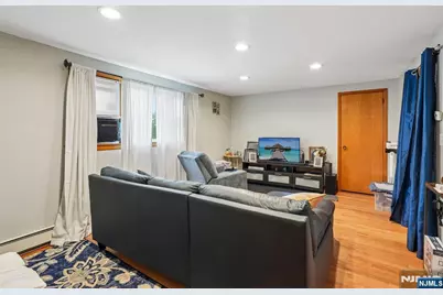 113 17th Street, Prospect Park, NJ 07508 - Photo 11
