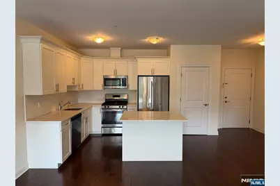 307 Gorge Road 501 #501, Cliffside Park, NJ 07010 - Photo 1