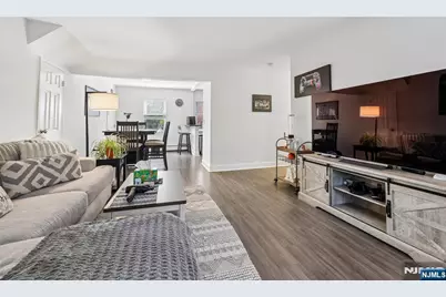 1130 Valley Road 1B #1B, Wayne, NJ 07470 - Photo 5