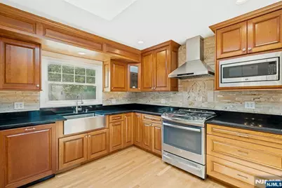 615 Maze Road, River Vale Township, NJ 07675 - Photo 9