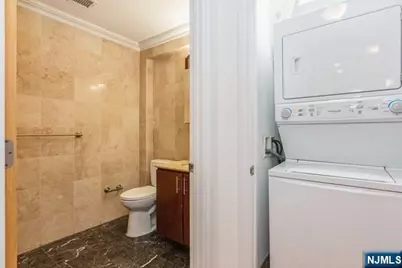 17 Meadow Road 310 #310, Rutherford, NJ 07070 - Photo 17