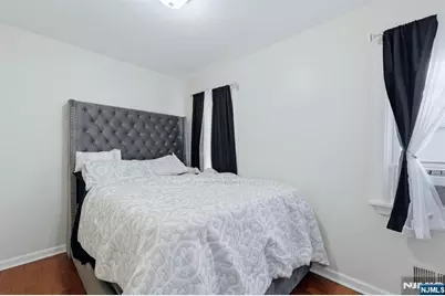 239 19th Street, Newark, NJ 07103 - Photo 7