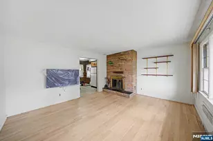 27 Oswego Ave, Oakland, NJ 07436 - Photo 3