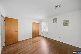 27 Oswego Ave, Oakland, NJ 07436 - Photo 19