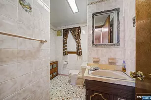 27 Oswego Ave, Oakland, NJ 07436 - Photo 21