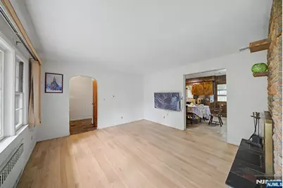 27 Oswego Avenue, Oakland, NJ 07436 - Photo 5